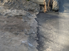 Разве такое качество допустимо?: саратовец возмутился кривому тротуару