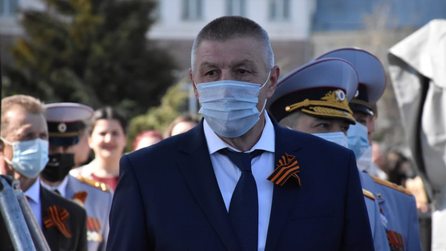 В Саратове состоялось шествие, посвященное Победе (фоторепортаж)