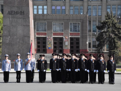В Саратове состоялось шествие, посвященное Победе (фоторепортаж)