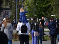 В Саратове состоялось шествие, посвященное Победе (фоторепортаж)