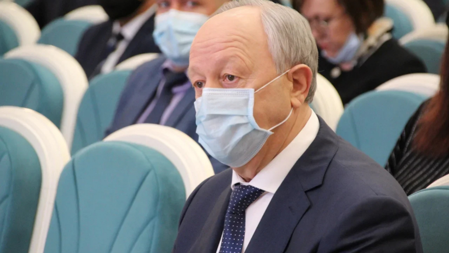 Губернатор Саратовской области вылетел из федерального рейтинга