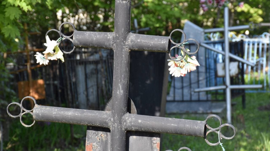 Радоница: чиновники объяснили жителям Саратова и Энгельса, как побыстрее попасть на кладбища