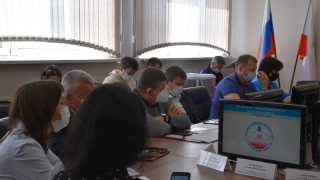 Довыборы в Саратовскую областную думу: в избиркоме зарегистрировали вброс бюллетеней