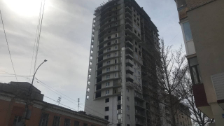 В контракт не входят: высотку на Сакко и Ванцетти планируют сдать без витражей