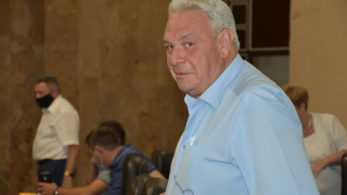 Глава правительства предложил саратовскому депутату за свой счет достроить дом для обманутых дольщиков