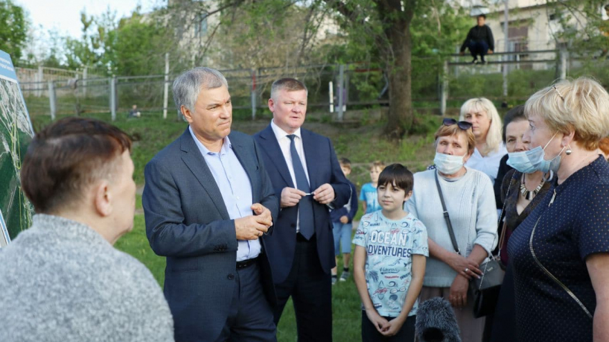 В Жасминном планируют построить мост и спорткомплекс