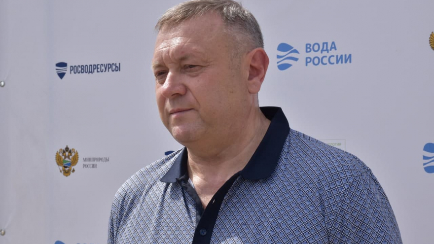 Сможем передать область потомкам: волонтеры, чиновники и звезда Уральских пельменей навели порядок на саратовском пляже
