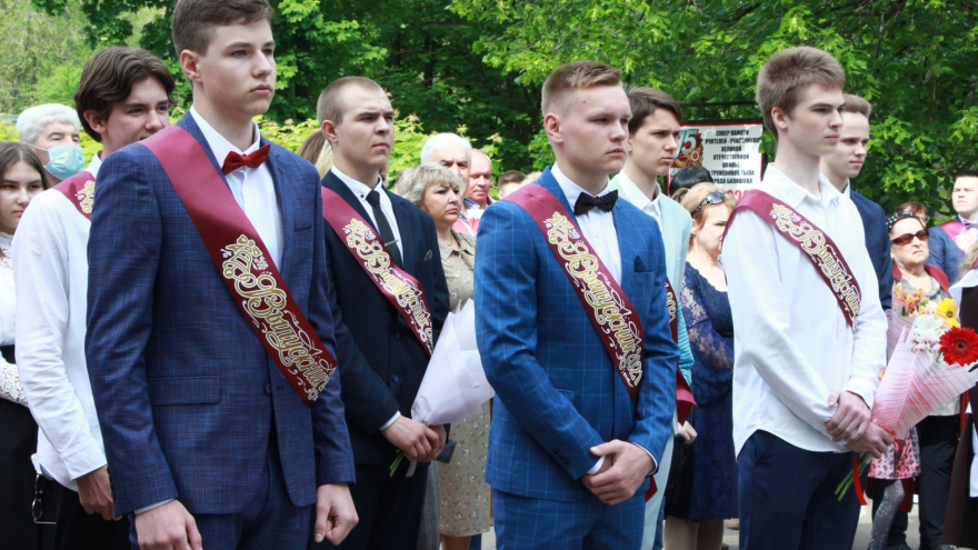 В Балашовском районе из школ выпускаются более 400 одиннадцатиклассников (фоторепортаж)
