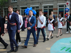 В Балашовском районе из школ выпускаются более 400 одиннадцатиклассников (фоторепортаж)