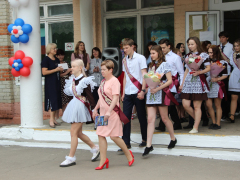 В Балашовском районе из школ выпускаются более 400 одиннадцатиклассников (фоторепортаж)