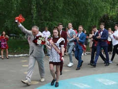 В Балашовском районе из школ выпускаются более 400 одиннадцатиклассников (фоторепортаж)