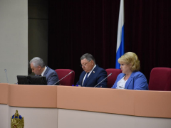 В Саратовской областной думе появились четыре новых депутата