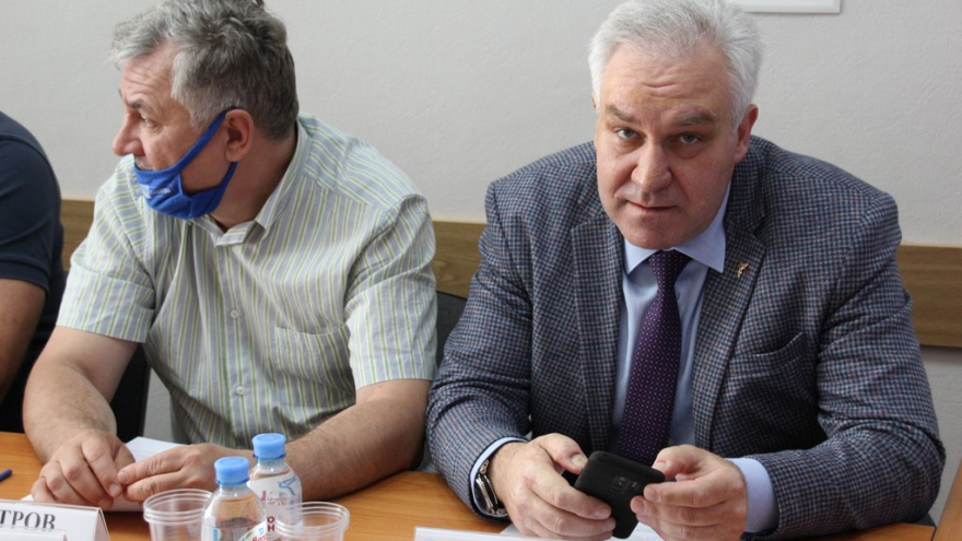 Названы имена победителей праймериз Единой России в Саратовской области: кто из них пойдет на выборы в Госдуму, решит съезд партии