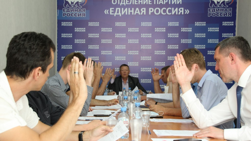Названы имена победителей праймериз Единой России в Саратовской области: кто из них пойдет на выборы в Госдуму, решит съезд партии