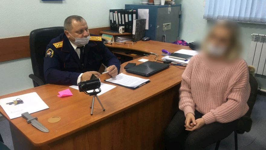 В Саратове многодетную мать обвинили в убийстве подруги и ее трехлетней дочери: начинается суд