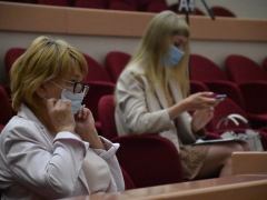 Мы должны растить патриотов родового гнезда: студентам дали право бесплатно учиться в саратовских вузах, но почти 250 мест остались невостребованными