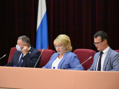 Мы должны растить патриотов родового гнезда: студентам дали право бесплатно учиться в саратовских вузах, но почти 250 мест остались невостребованными
