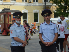 В центре Саратова устроили средневековое сражение (видео)