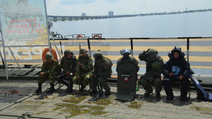 В Саратов привезли пояс смертника и бомбу под видом детской игрушки