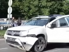 Около саратовского ипподрома в ДТП разбился мотоциклист