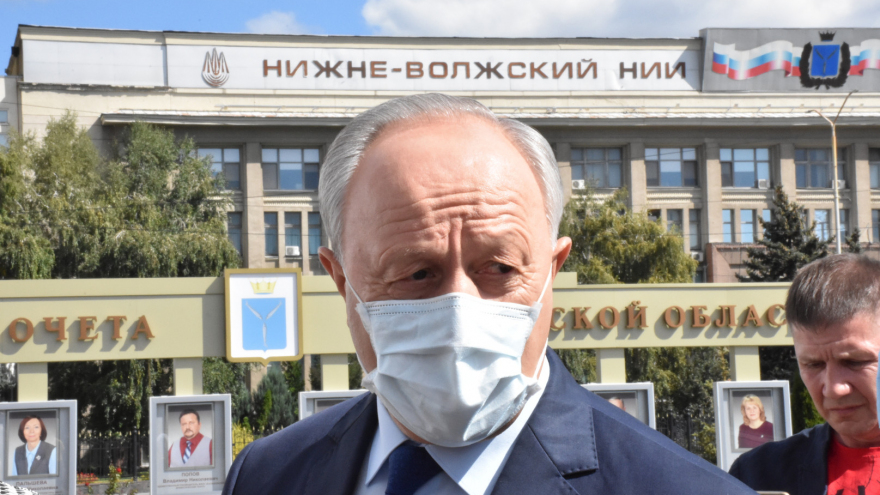 Саратовскому губернатору пожаловались на снижение зарплат в детских школах искусств