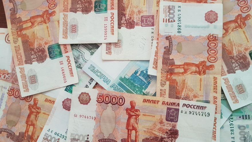 За сутки мошенники выманили у саратовцев больше 1,7 миллиона рублей