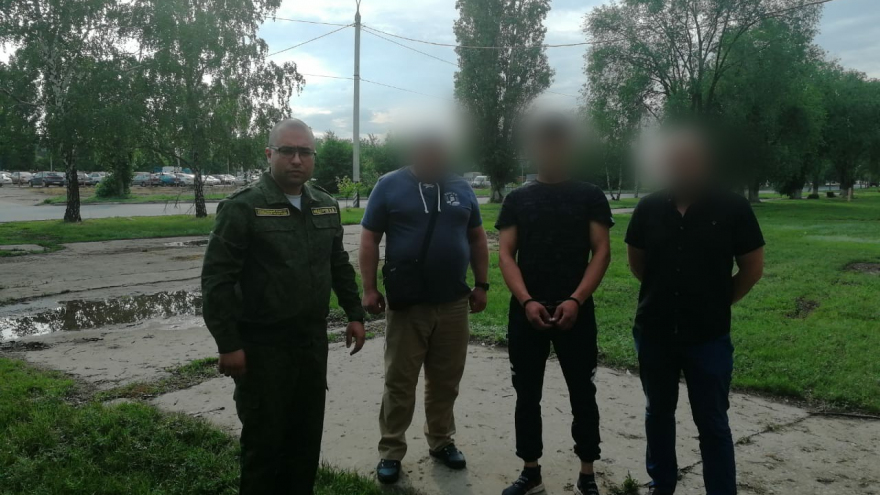 В Балакове мужчину ударили бутылкой по голове и забили кулаками до смерти: подозреваемого задержали