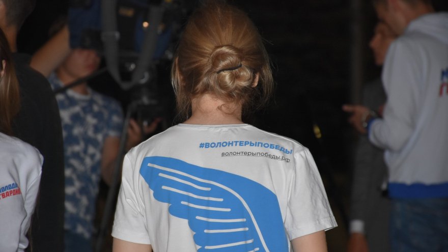 80 лет со дня начала Великой Отечественной войны: в Парке Победы выложили картину из пяти тысяч горящих свечей