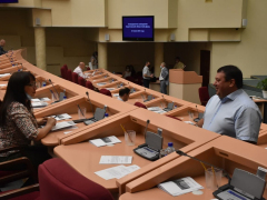 Варяги нам не нужны: в Саратовской области установили новые требования для кандидатов в губернаторы и депутаты