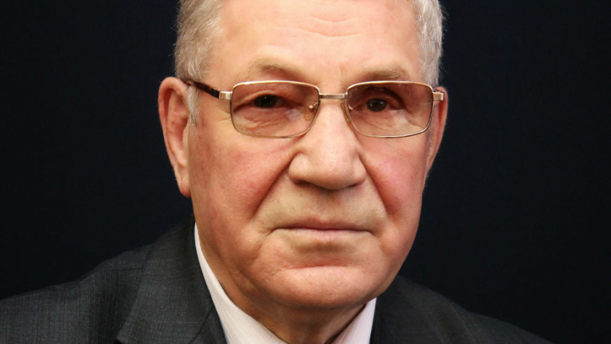 Дирижер и глава совета старейшин претендуют на звание Почетный гражданин Саратова: им окажут матпомощь и компенсируют затраты на похороны