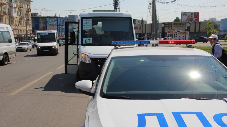 Замглавы минтранса о маршрутках и автобусах Саратова: Нельзя начинать движение, пока хоть кто-то из пассажиров без маски