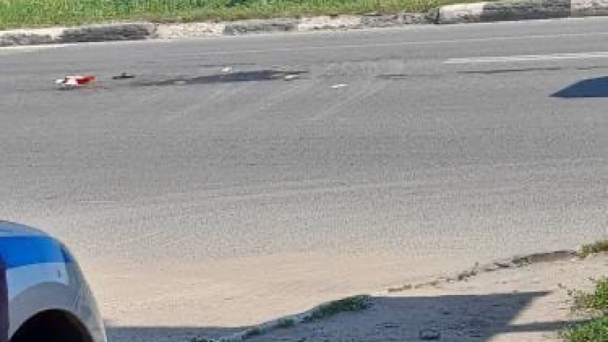 В Саратове автокран сбил девушку