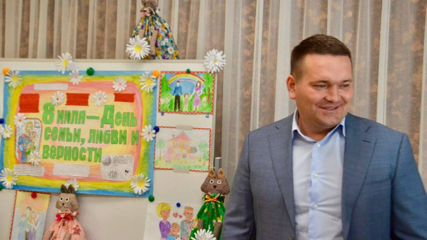 Саратовскому депутату подарили кота