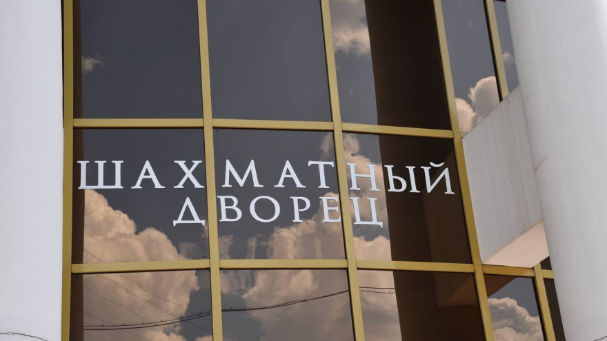 Саратовский губернатор пообещал молодежи город будущего за 500 миллиардов с горизонтальными домами
