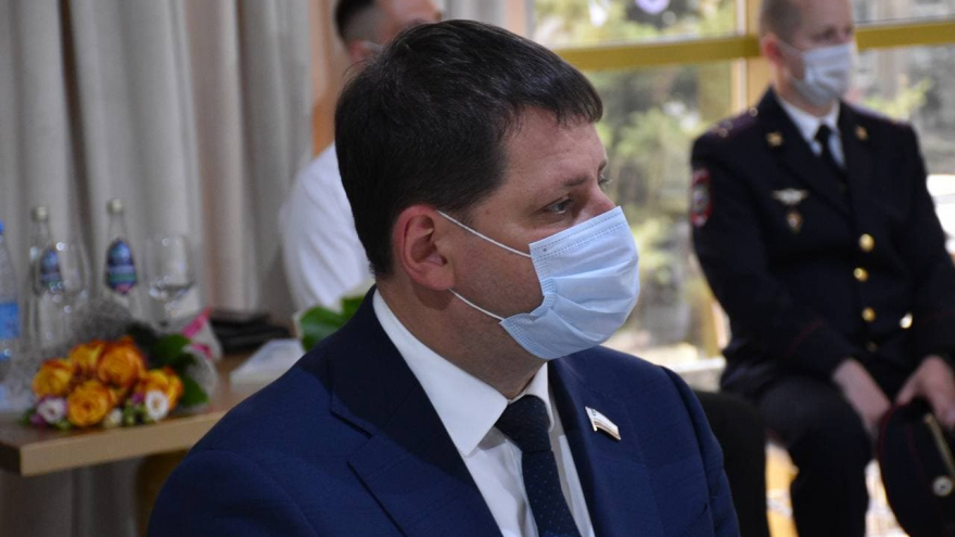 Саратовский губернатор пообещал молодежи город будущего за 500 миллиардов с горизонтальными домами