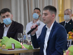 Саратовский губернатор пообещал молодежи город будущего за 500 миллиардов с горизонтальными домами