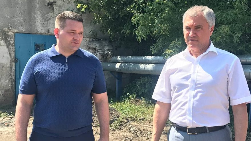 Есть человек, который умеет строить и отвечает за свои слова: председатель Госдумы поручил депутату Воробьеву привести в порядок дорогу Аркадак-Турки
