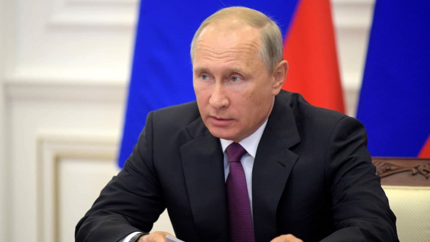 Президент России наградил саратовскую чиновницу за безупречную службу