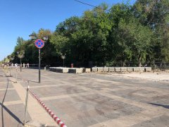 В Саратове начали менять плитку на Волжской