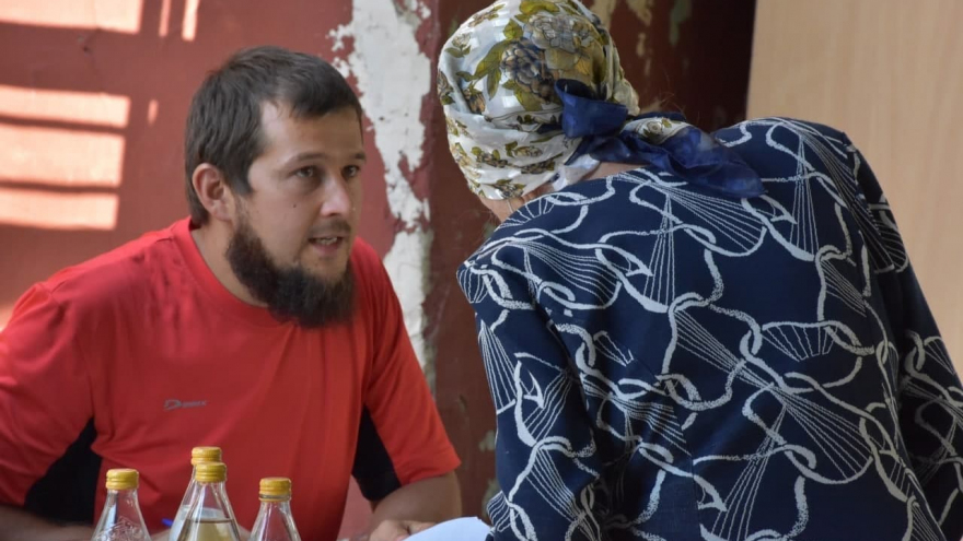 В саратовской мечети бесплатно раздавали мясо баранов и коров: мусульмане рассказали, почему им это важно