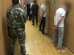 Массовая драка с полицейскими на проспекте Кирова: арестованы Алисхан, Ибрагим, Идрис, Мохъмад и Рамзан