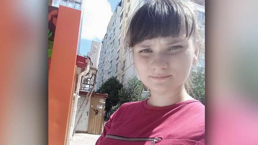 Девушка припарковала машину около саратовского автовокзала и пропала: организованы поиски