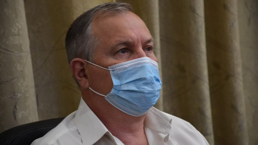 Никуда не деться от нареканий и замечаний: в саратовском правительстве поздравили и наградили строителей
