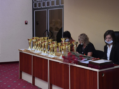 Никуда не деться от нареканий и замечаний: в саратовском правительстве поздравили и наградили строителей