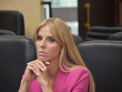 Никуда не деться от нареканий и замечаний: в саратовском правительстве поздравили и наградили строителей