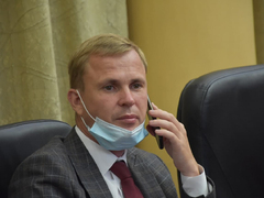 Никуда не деться от нареканий и замечаний: в саратовском правительстве поздравили и наградили строителей