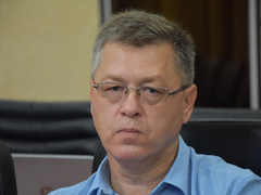 Никуда не деться от нареканий и замечаний: в саратовском правительстве поздравили и наградили строителей