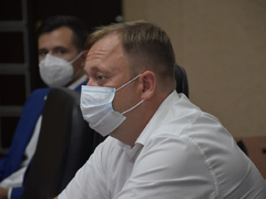 Никуда не деться от нареканий и замечаний: в саратовском правительстве поздравили и наградили строителей