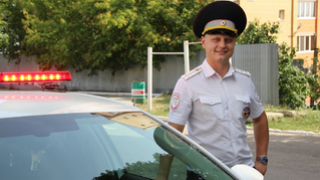 Потомственный гаишник Никита Фролов: о пробках, миссии регулировщика и пропуске кортежей