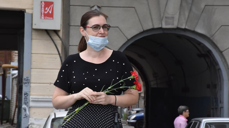 День рождения Олега Табакова: саратовцы почтили память актера рядом с оскверненным вандалами мемориалом
